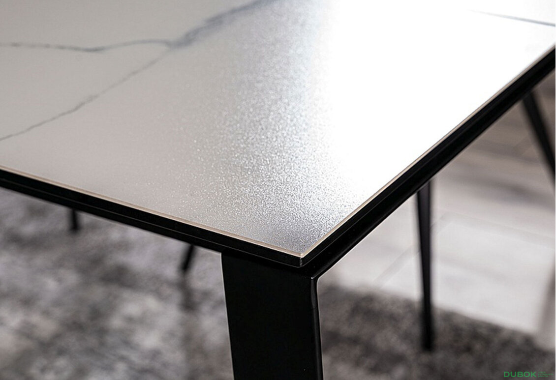 Obrázek 5 - Stůl Metropol Ceramic 120(180)x80 biały + 4 židle Lilia Velvet černý Bluvel 19 / kov černá matná