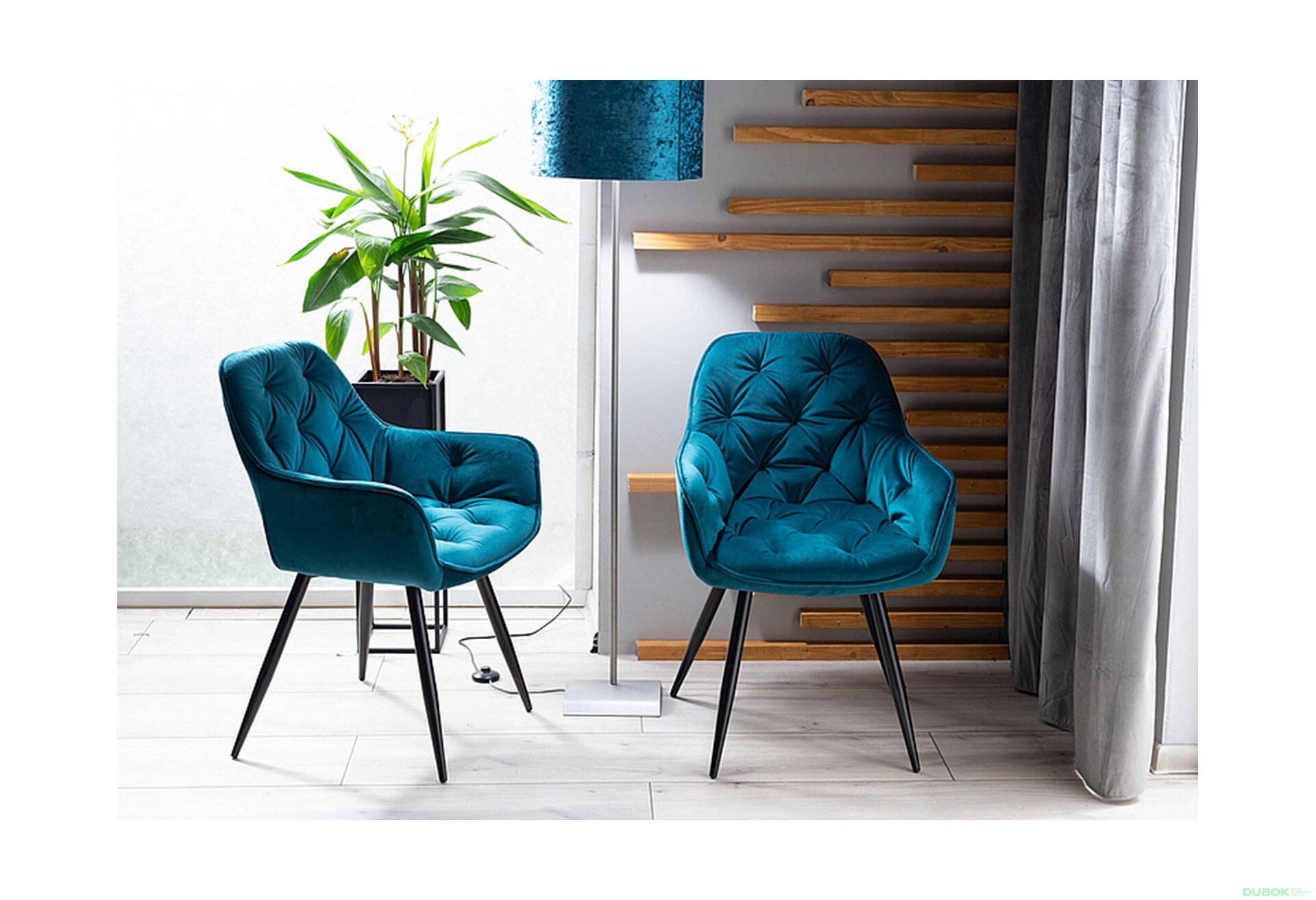 Obrázek 4 - Židle Cherry Matt Velvet tyrkysový Bluvel 77, matná černá kov